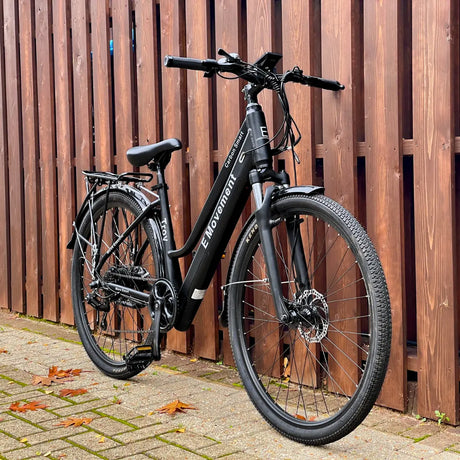 What types of e-bikes does E-Movement offer for different lifestyles?