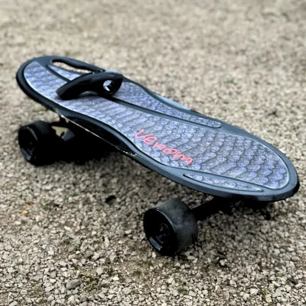 Venom electric skateboard - 900W*2 Dual-Motor smart board